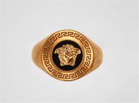 bague versace homme or 18k|bague d'or homme.